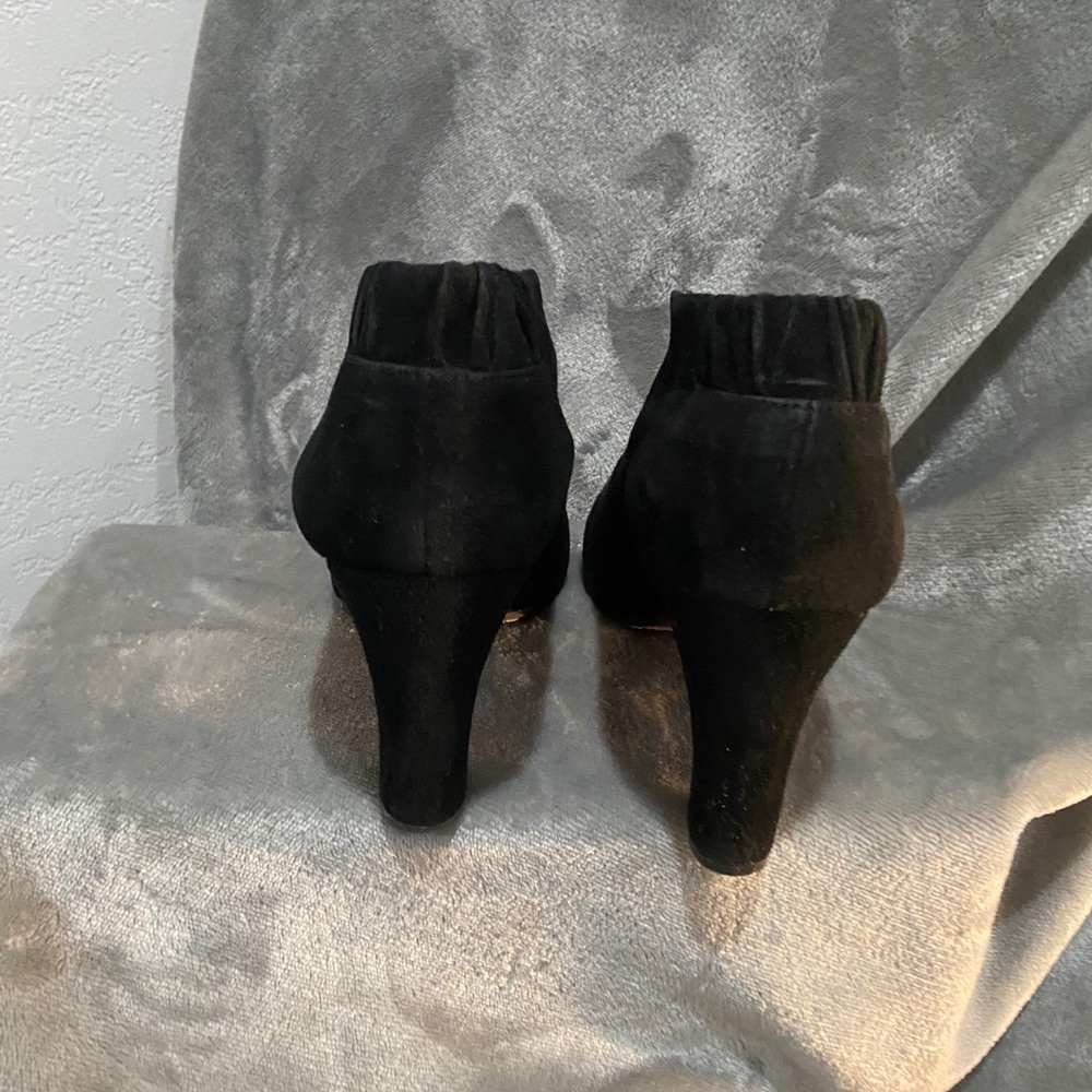 booties - Picture 5 of 5